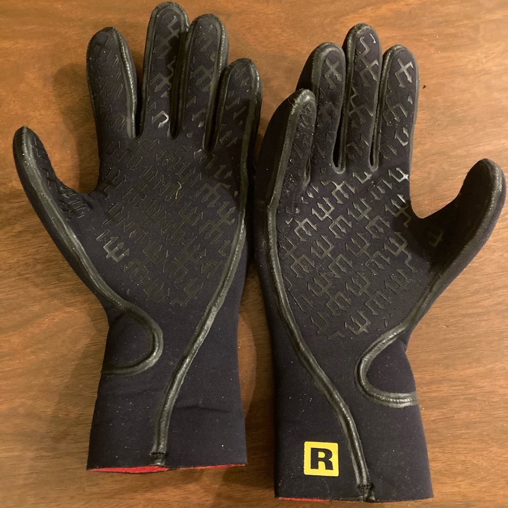 Patagonia Surf Gloves Size Small
